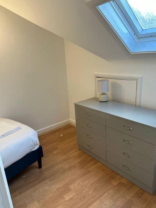 Spacious 4 Bedroom House Billericay Exterior foto