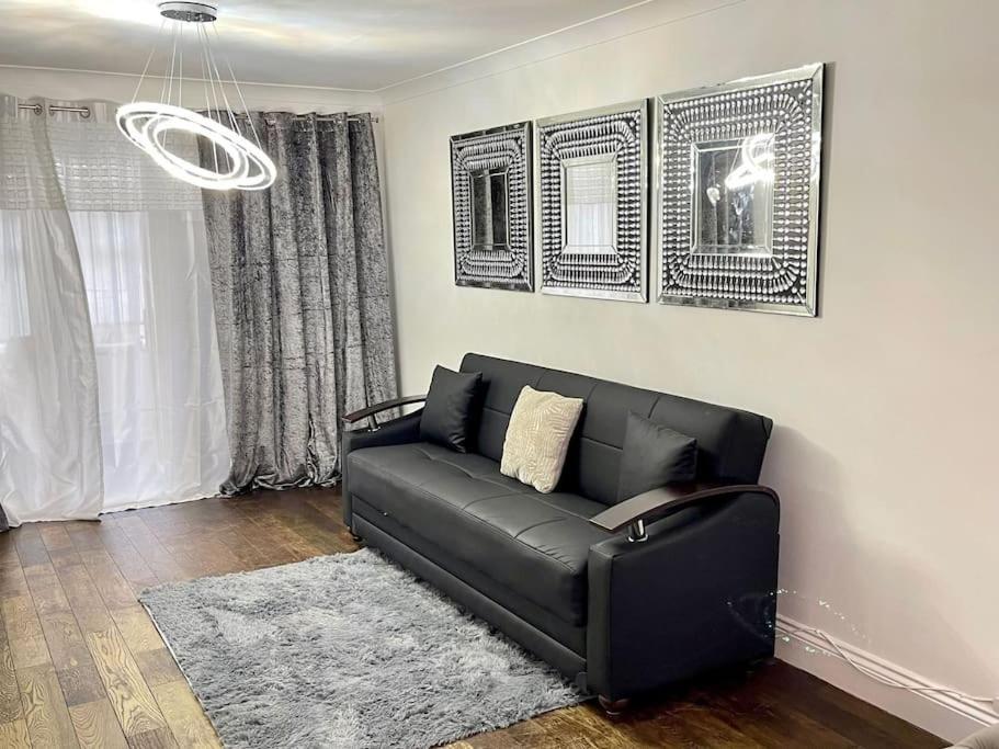 Spacious 4 Bedroom House Billericay Exterior foto